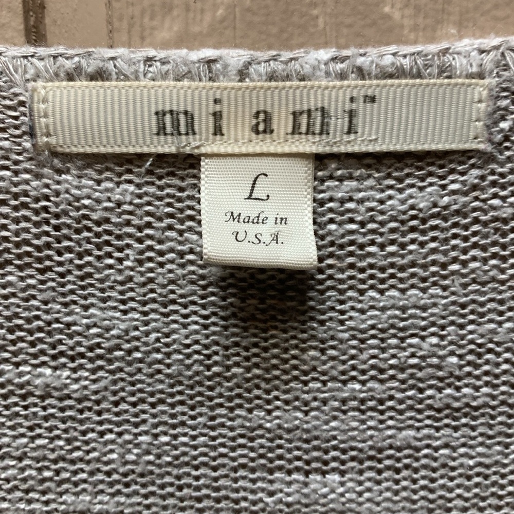Miami Sweater - Picture 9 of 11